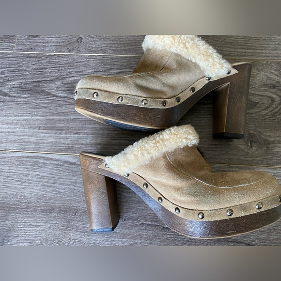 Via Spiga leather and suede heeled clogs with stud and fur details size 7 - Picture 4 of 12
